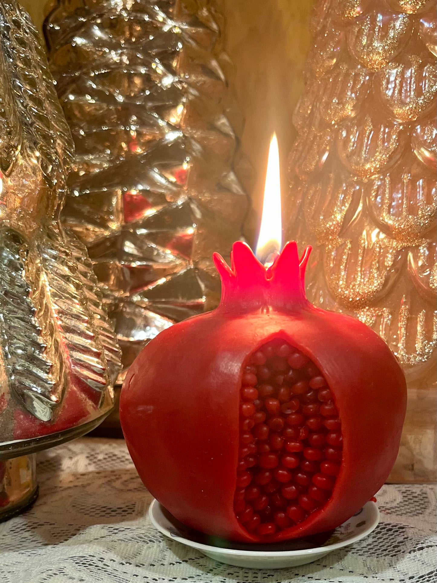 100% Beeswax Pomegranate Candle